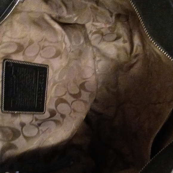 Purse - Picture 2 of 3